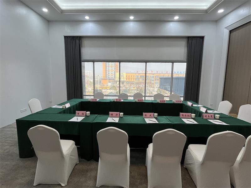 С������